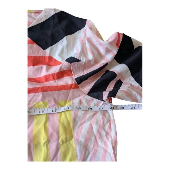 Colorful, Geometric Patterned, Long Sleeve Dress. Size XL. - Picture 10 of 11